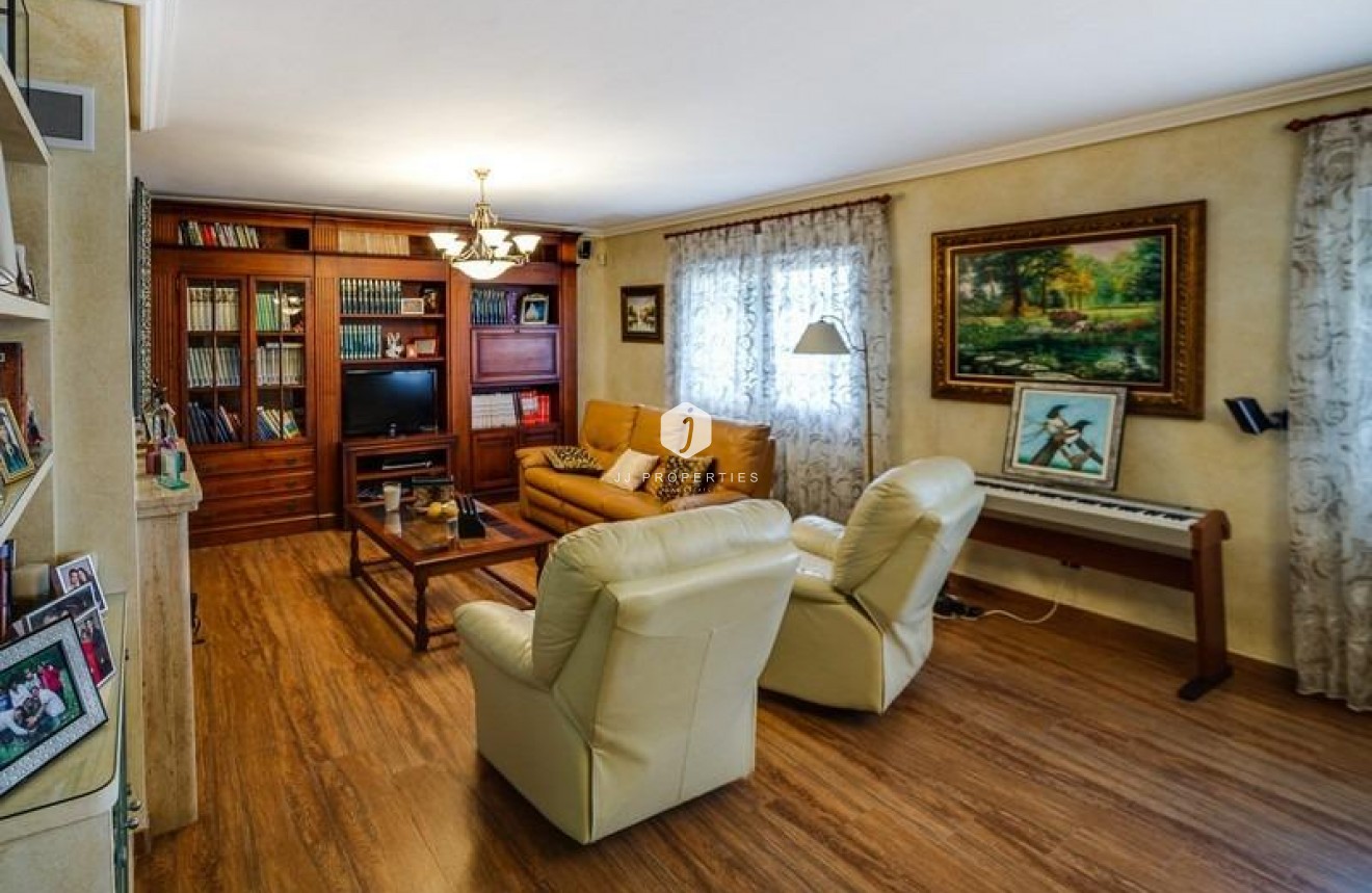 Tweedehands - Villa -
Los Montesinos - Montesinos  Los