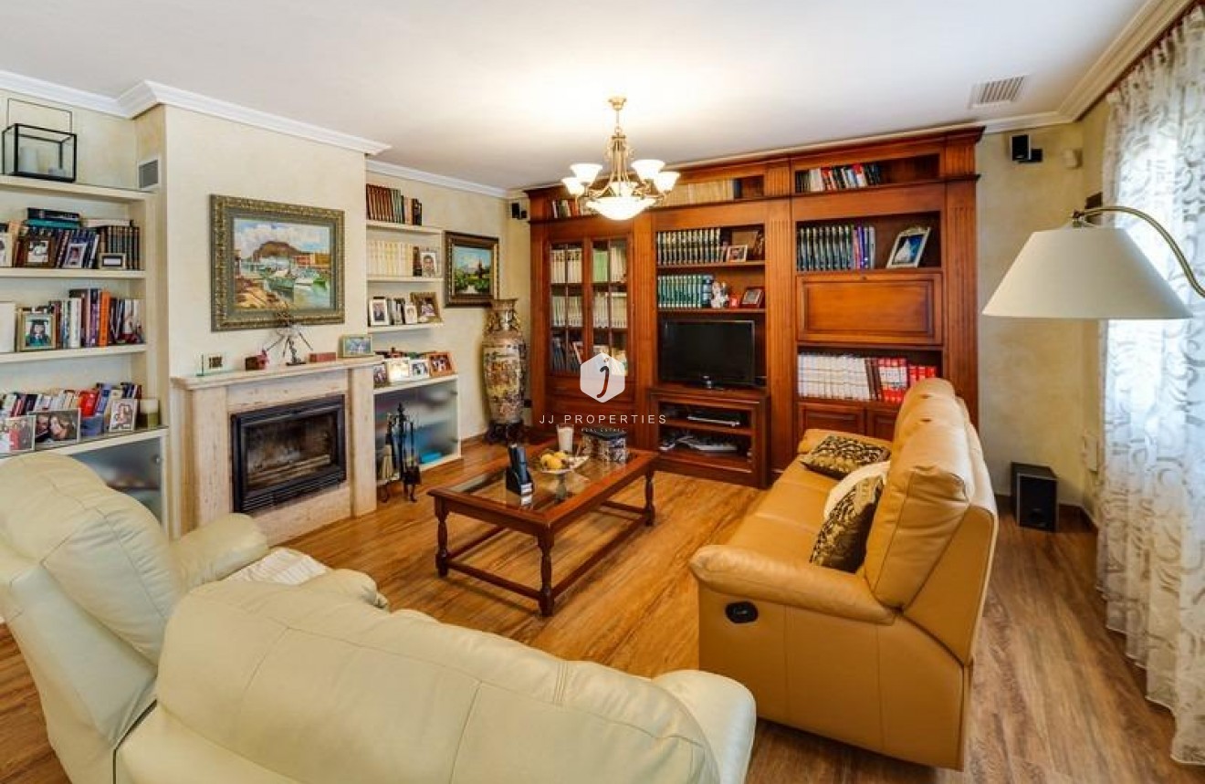 Tweedehands - Villa -
Los Montesinos - Montesinos  Los