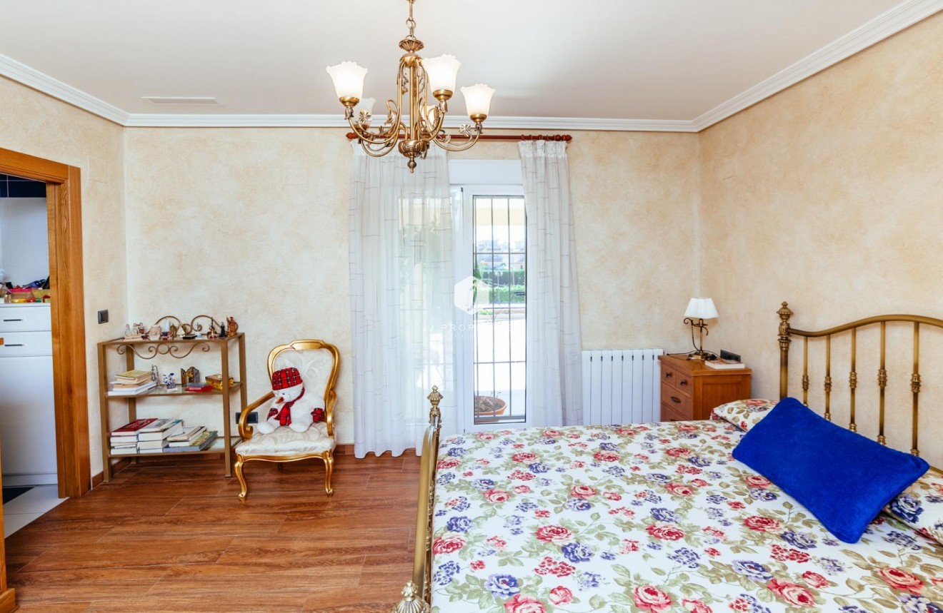 Tweedehands - Villa -
Los Montesinos - Montesinos  Los