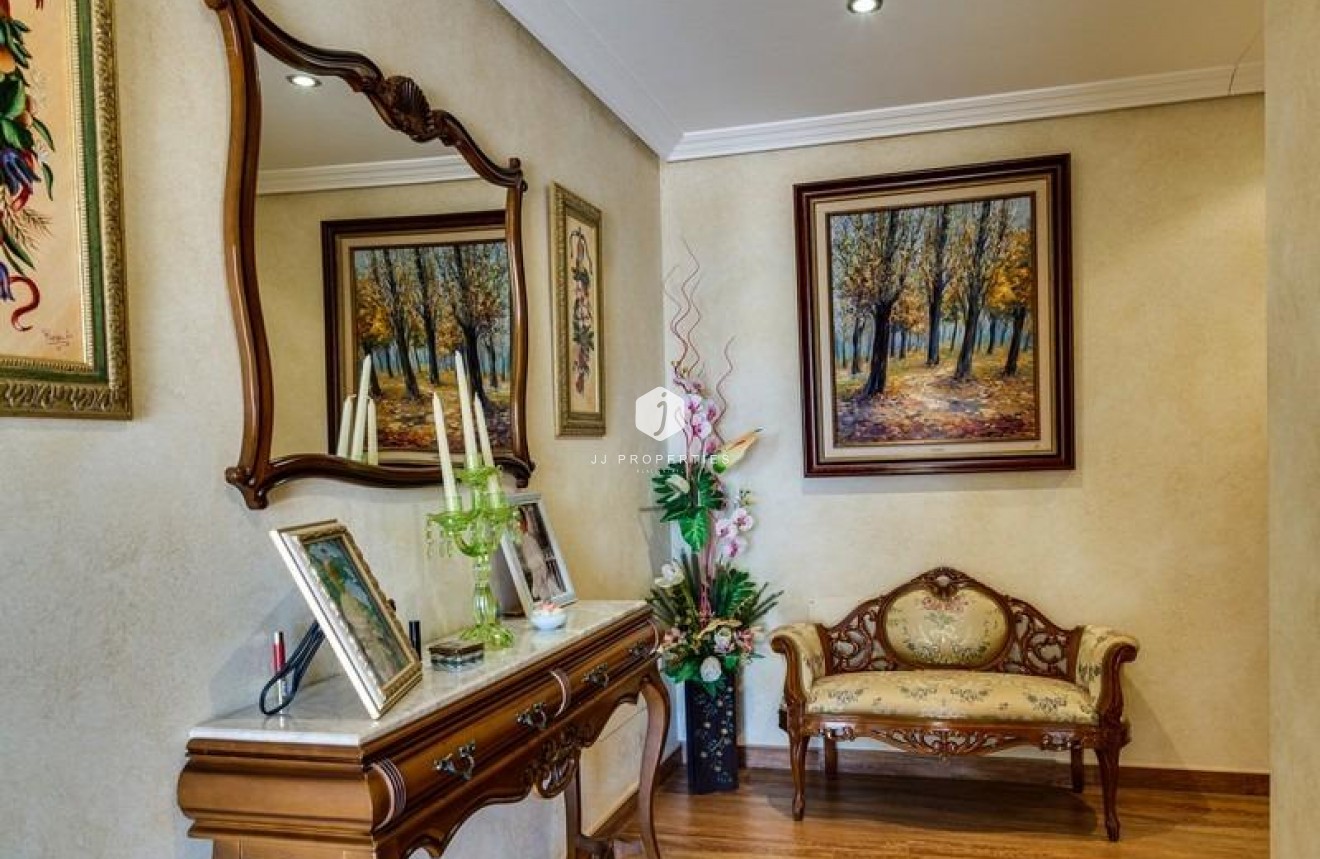 Tweedehands - Villa -
Los Montesinos - Montesinos  Los