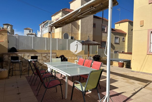 Tweedehands - Appartement / flat -
San Miguel de Salinas - Inland