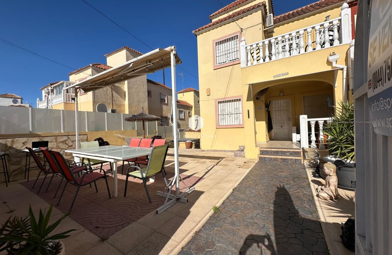 Tweedehands - Appartement / flat -
San Miguel de Salinas - Inland