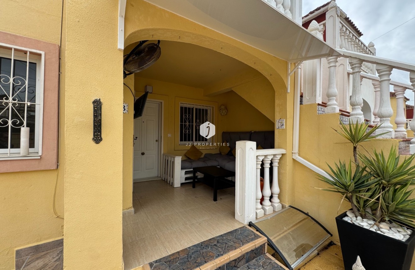 Tweedehands - Appartement / flat -
San Miguel de Salinas - Inland