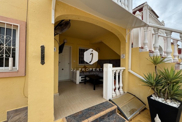 Tweedehands - Appartement / flat -
San Miguel de Salinas - Inland