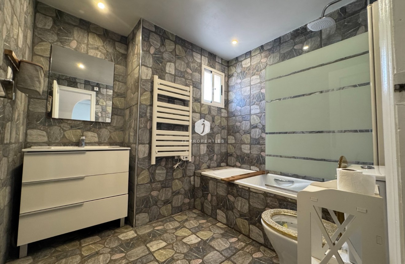 Tweedehands - Appartement / flat -
San Miguel de Salinas - Inland