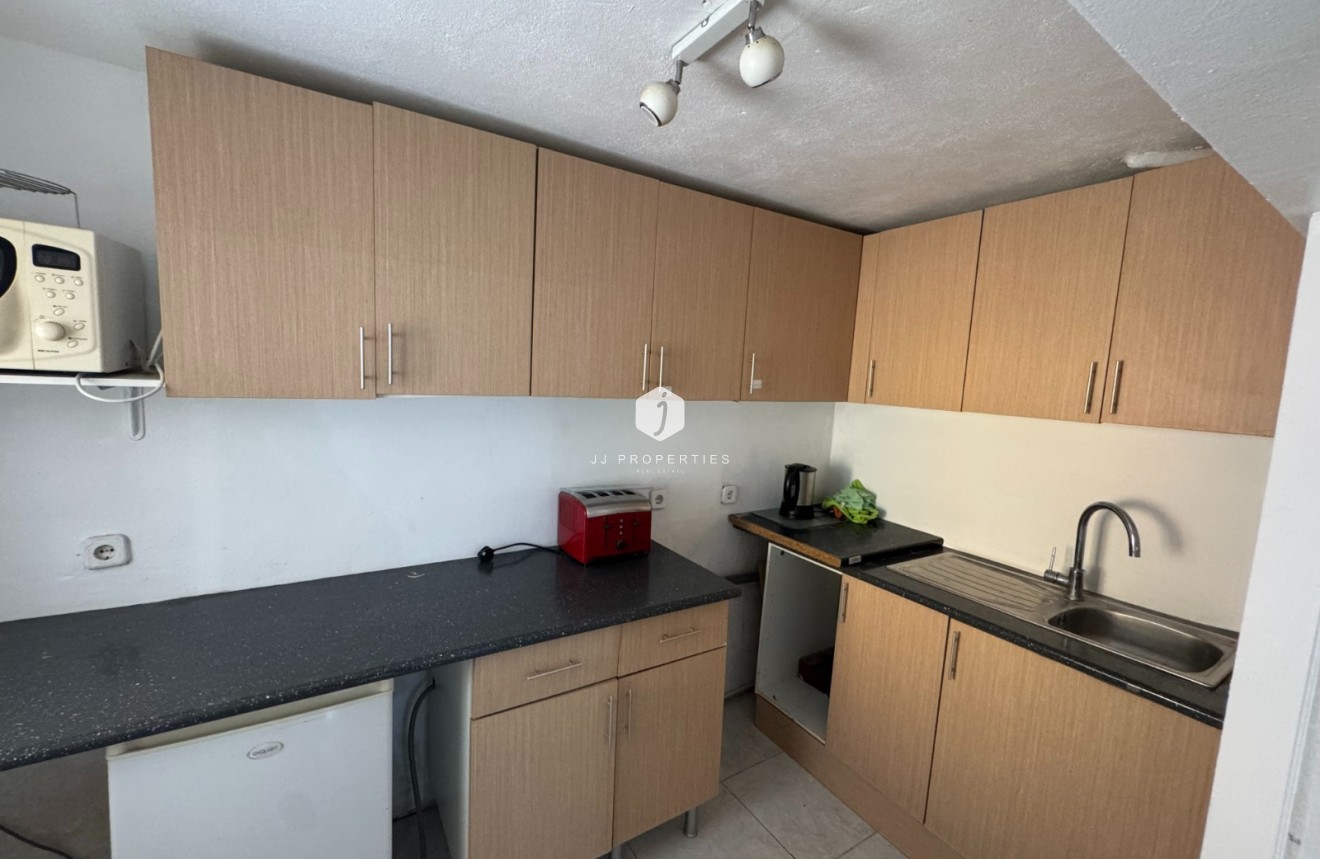 Tweedehands - Appartement / flat -
San Miguel de Salinas - Inland