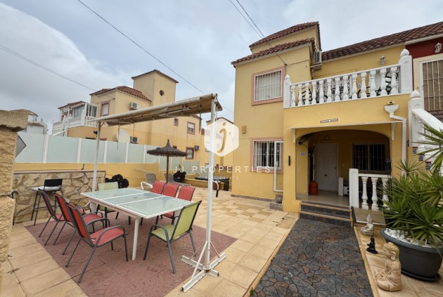 Tweedehands - Appartement / flat -
San Miguel de Salinas - Inland