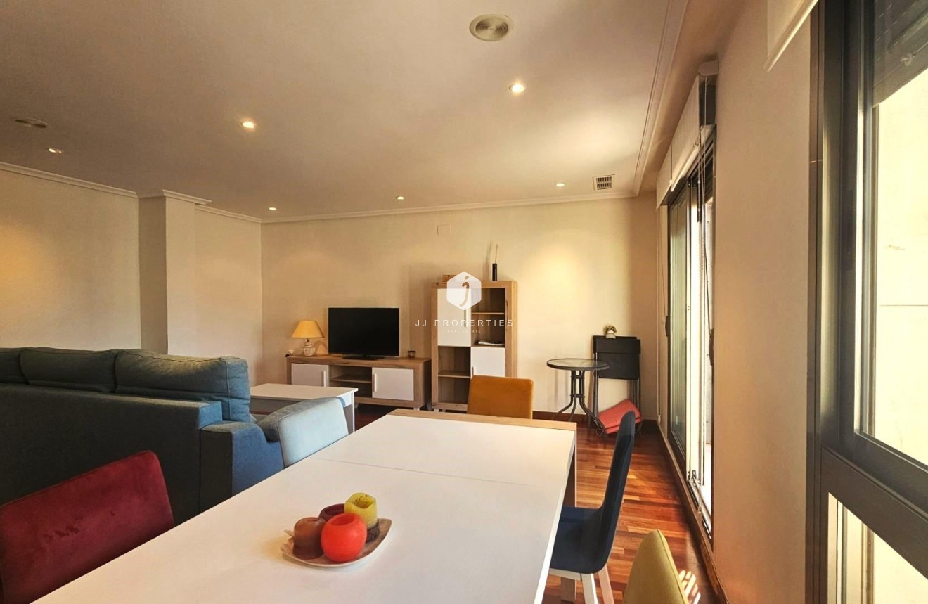 Tweedehands - Appartement / flat -
Torrevieja - Centro