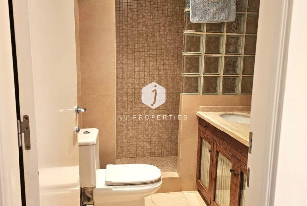 Tweedehands - Appartement / flat -
Torrevieja - Centro