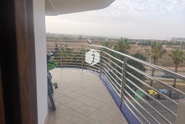 Tweedehands - Appartement / flat -
Torrevieja - La veleta