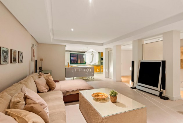 Tweedehands - Penthouse -
Orihuela Costa - Campoamor