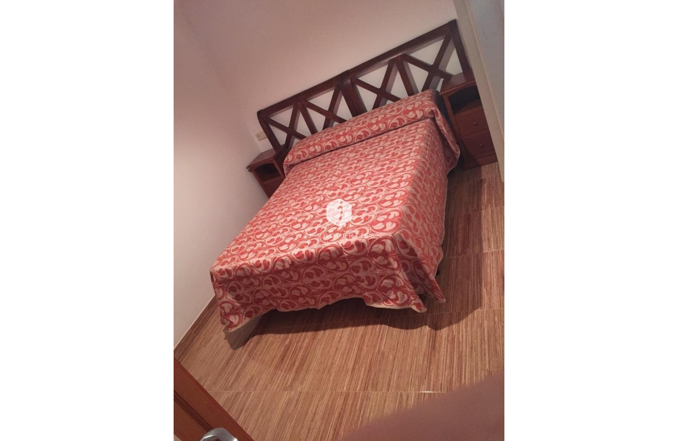 Tweedehands - Appartement / flat -
Torrevieja - Playa del Cura