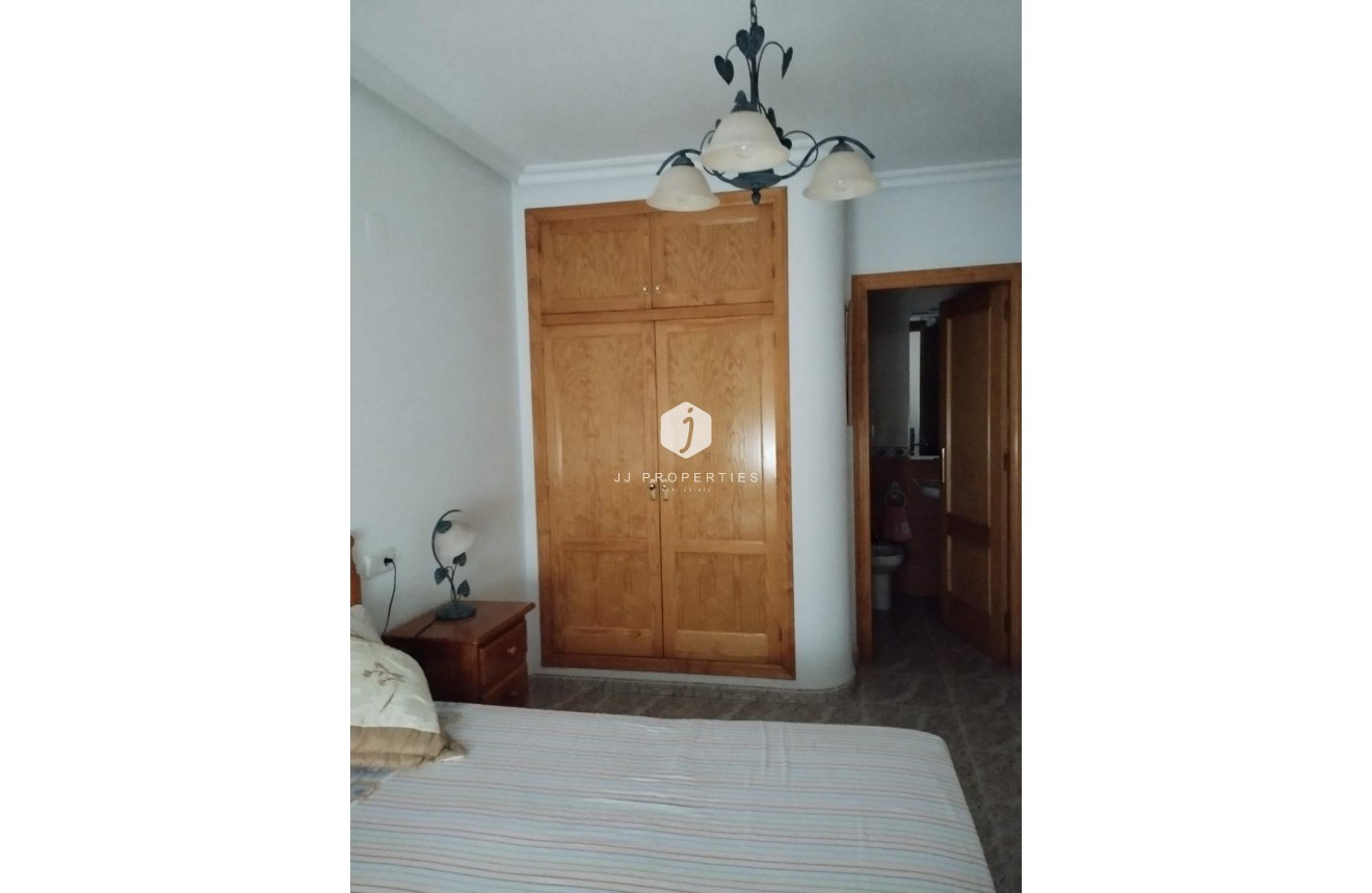 Tweedehands - Appartement / flat -
Torrevieja - Playa del Cura