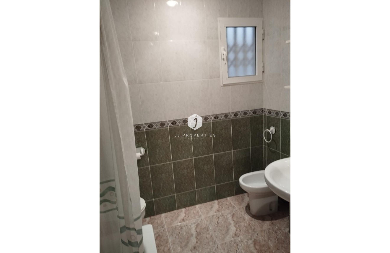Tweedehands - Appartement / flat -
Torrevieja - Playa del Cura