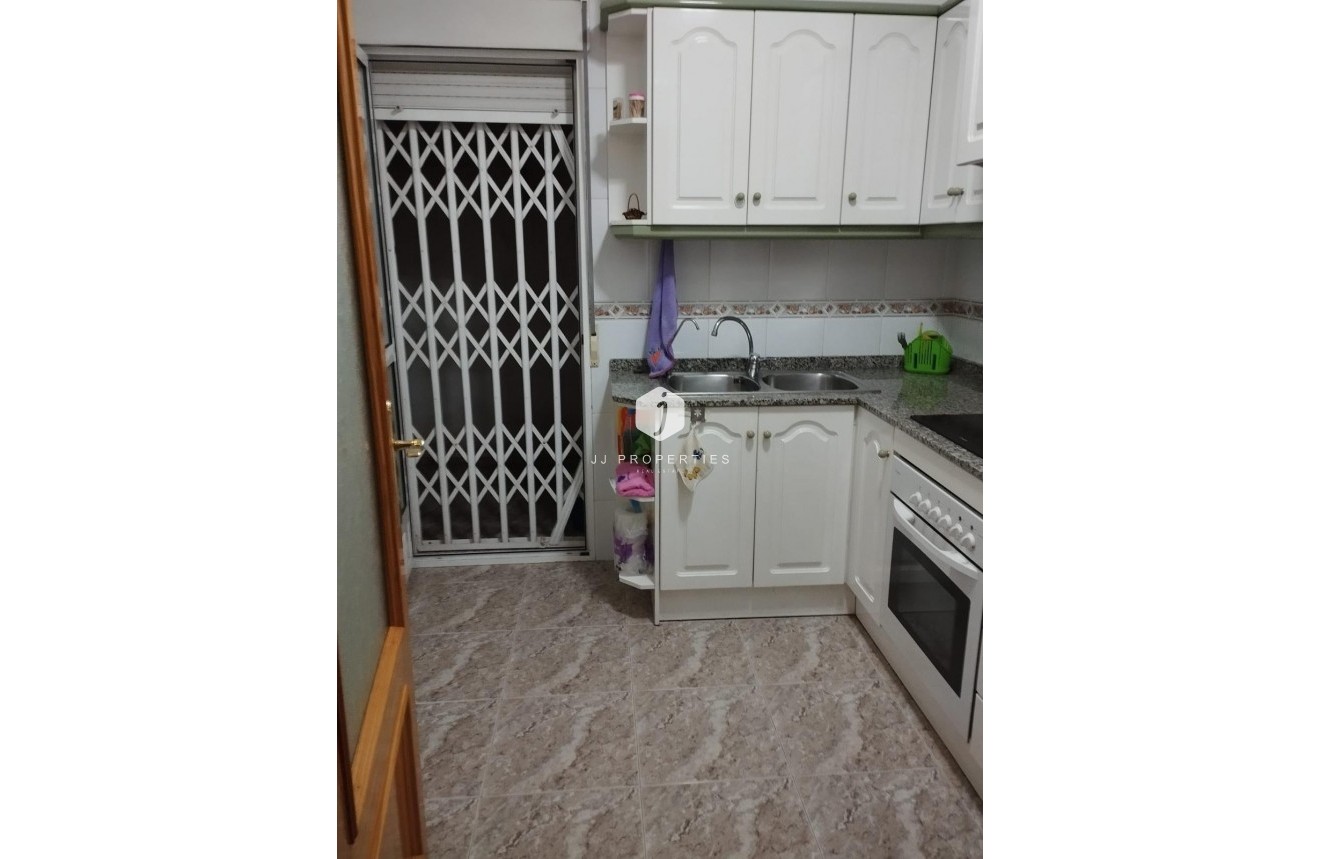 Tweedehands - Appartement / flat -
Torrevieja - Playa del Cura