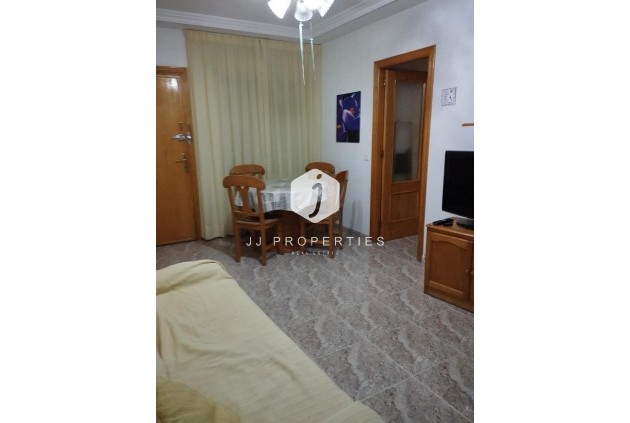 Tweedehands - Appartement / flat -
Torrevieja - Playa del Cura