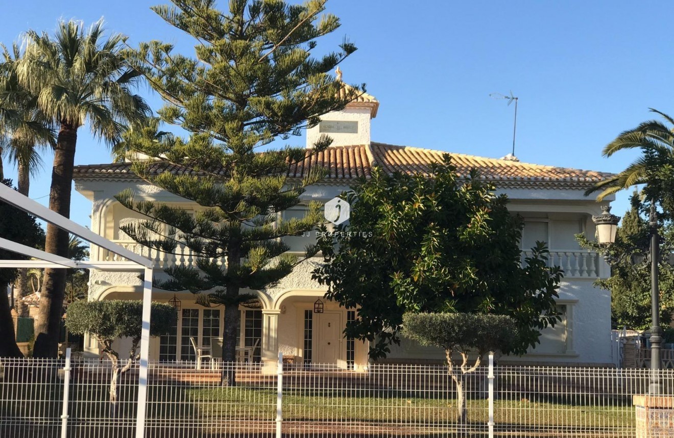 Tweedehands - Villa -
Orihuela Costa - Cabo Roig