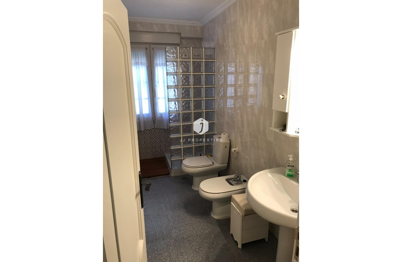 Tweedehands - Villa -
Orihuela Costa - Cabo Roig