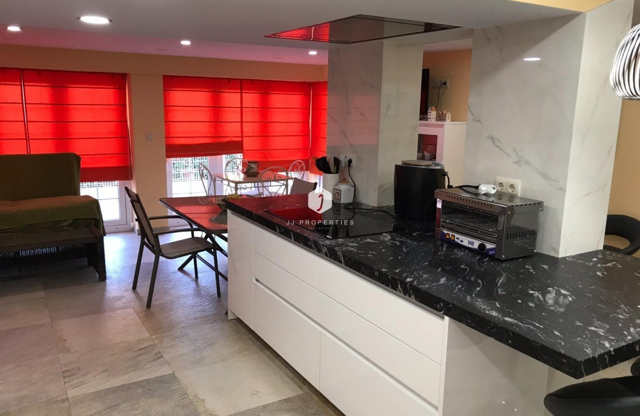 Tweedehands - Villa -
Orihuela Costa - Cabo Roig