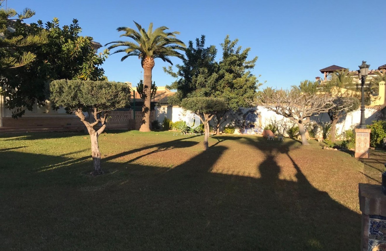Tweedehands - Villa -
Orihuela Costa - Cabo Roig
