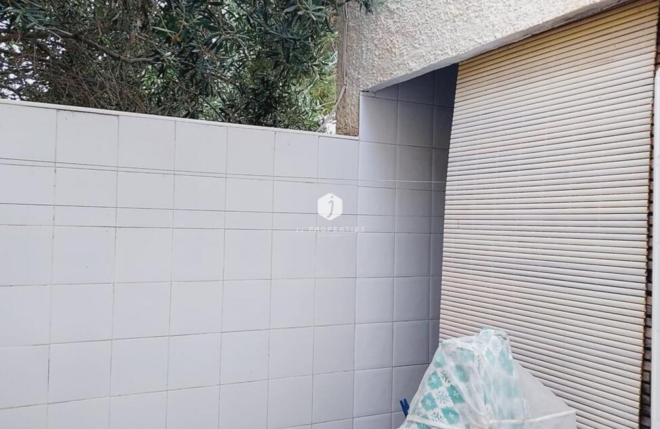 Tweedehands - Villa -
Orihuela Costa - Punta Prima