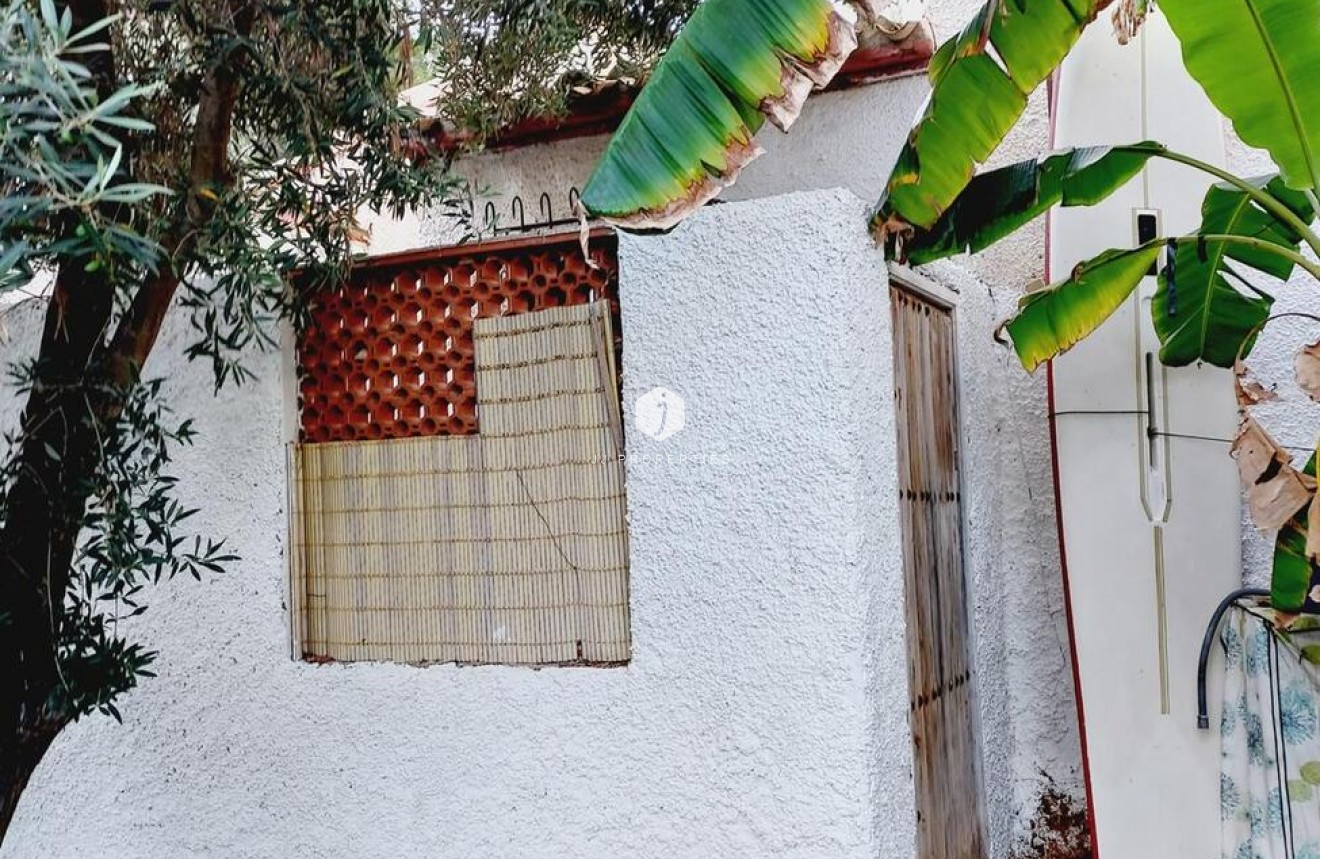 Tweedehands - Villa -
Orihuela Costa - Punta Prima