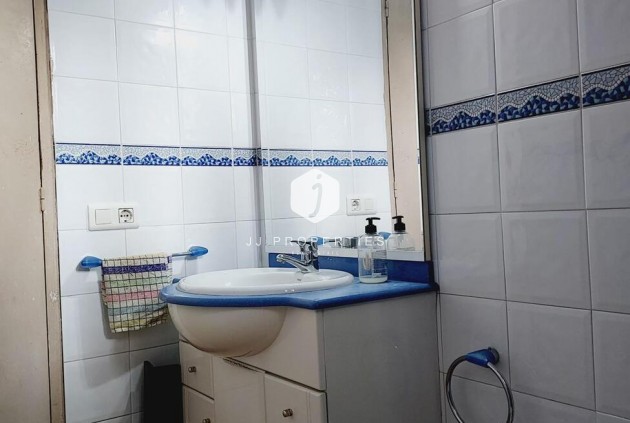 Tweedehands - Villa -
Orihuela Costa - Punta Prima