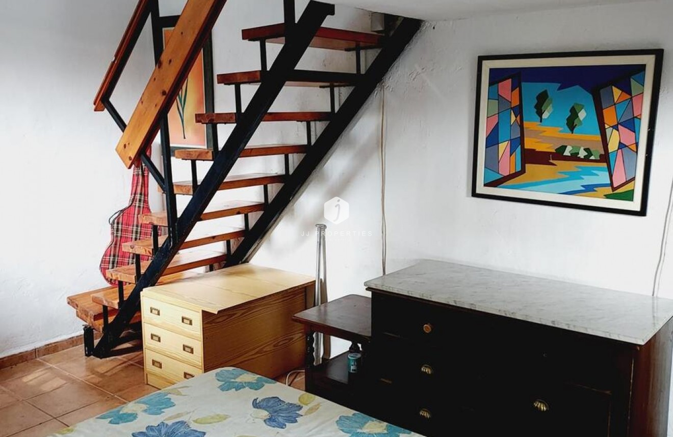 Tweedehands - Villa -
Orihuela Costa - Punta Prima