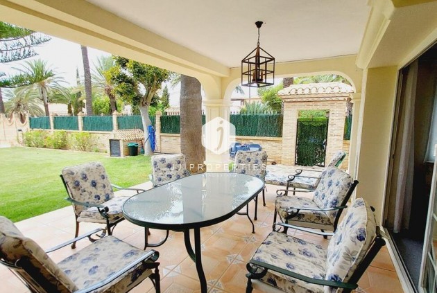 Resale - Villa -
Orihuela Costa - Cabo Roig