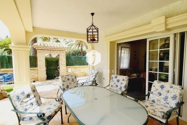 Resale - Villa -
Orihuela Costa - Cabo Roig