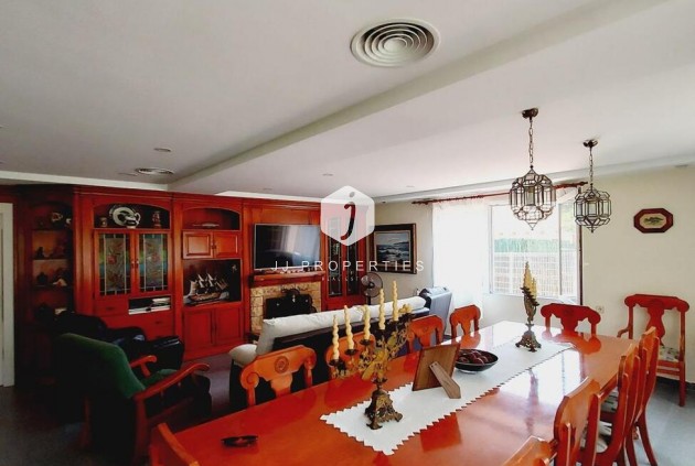 Resale - Villa -
Orihuela Costa - Cabo Roig