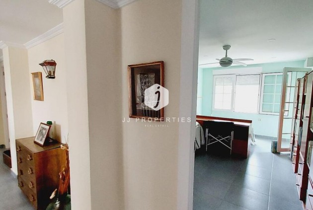 Resale - Villa -
Orihuela Costa - Cabo Roig