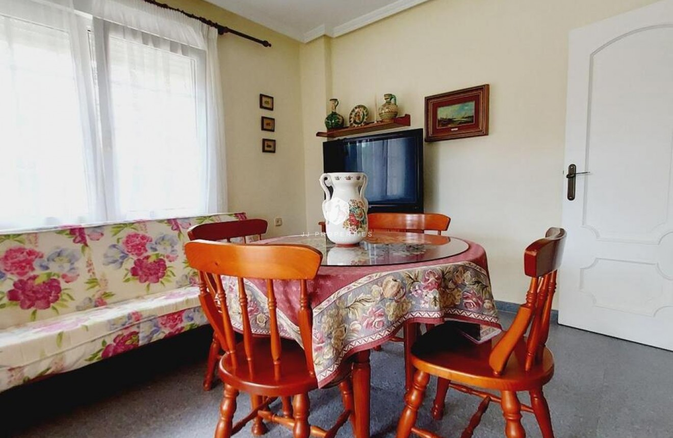 Resale - Villa -
Orihuela Costa - Cabo Roig