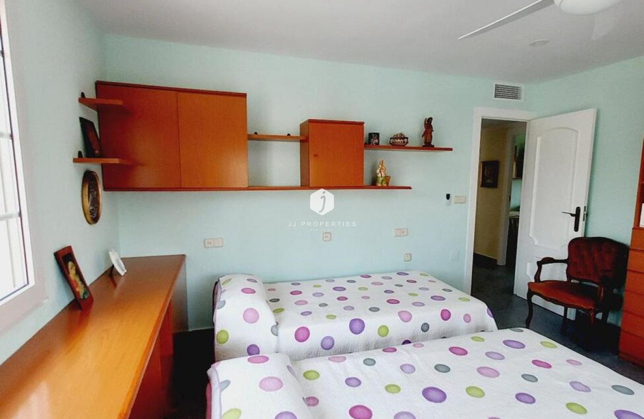 Resale - Villa -
Orihuela Costa - Cabo Roig