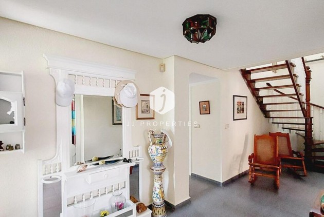 Resale - Villa -
Orihuela Costa - Cabo Roig