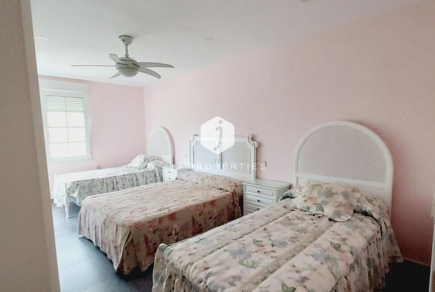 Resale - Villa -
Orihuela Costa - Cabo Roig