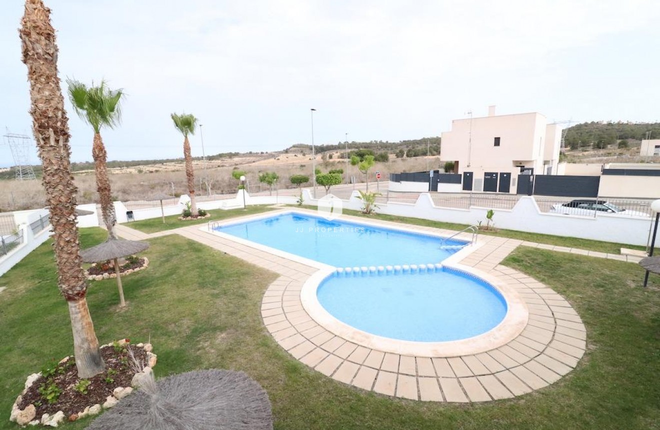 Tweedehands - Chalet -
San Miguel de Salinas - Inland