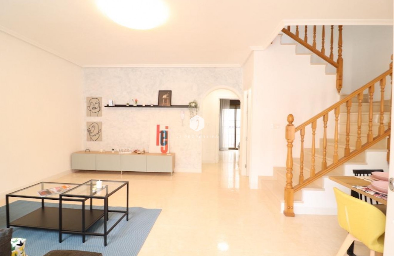 Tweedehands - Chalet -
San Miguel de Salinas - Inland