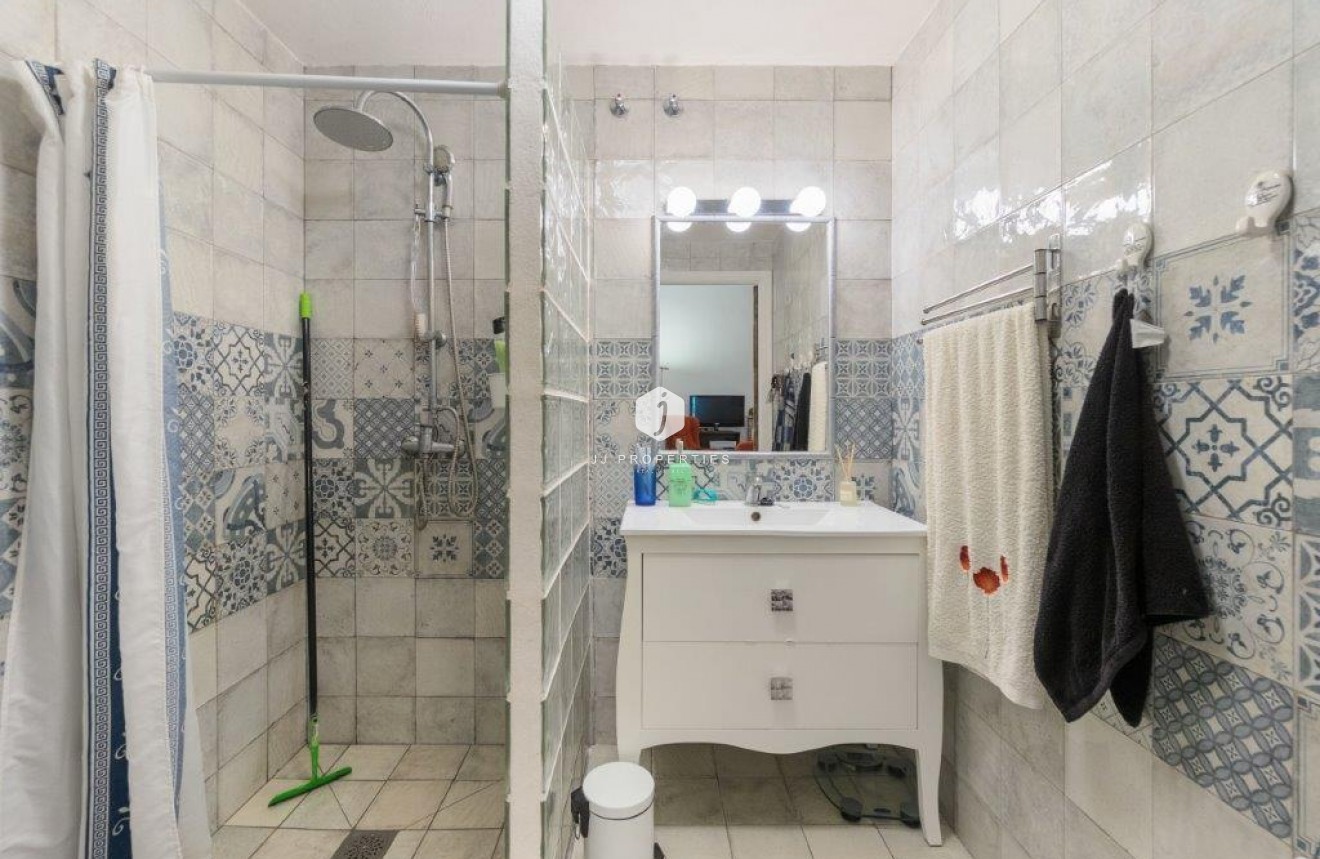 Tweedehands - Landelijk eigendom -
Dolores - Costa Blanca