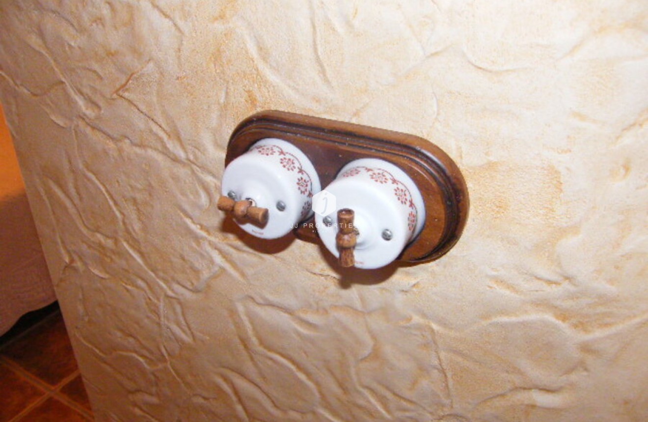 Tweedehands - Chalet -
Daya Nueva - Costa Blanca