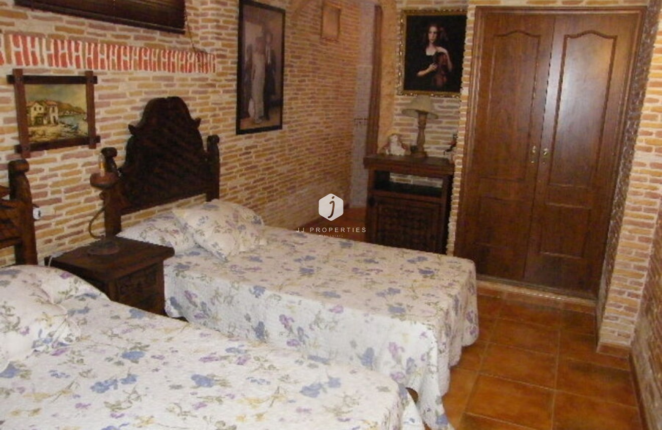 Tweedehands - Chalet -
Daya Nueva - Costa Blanca