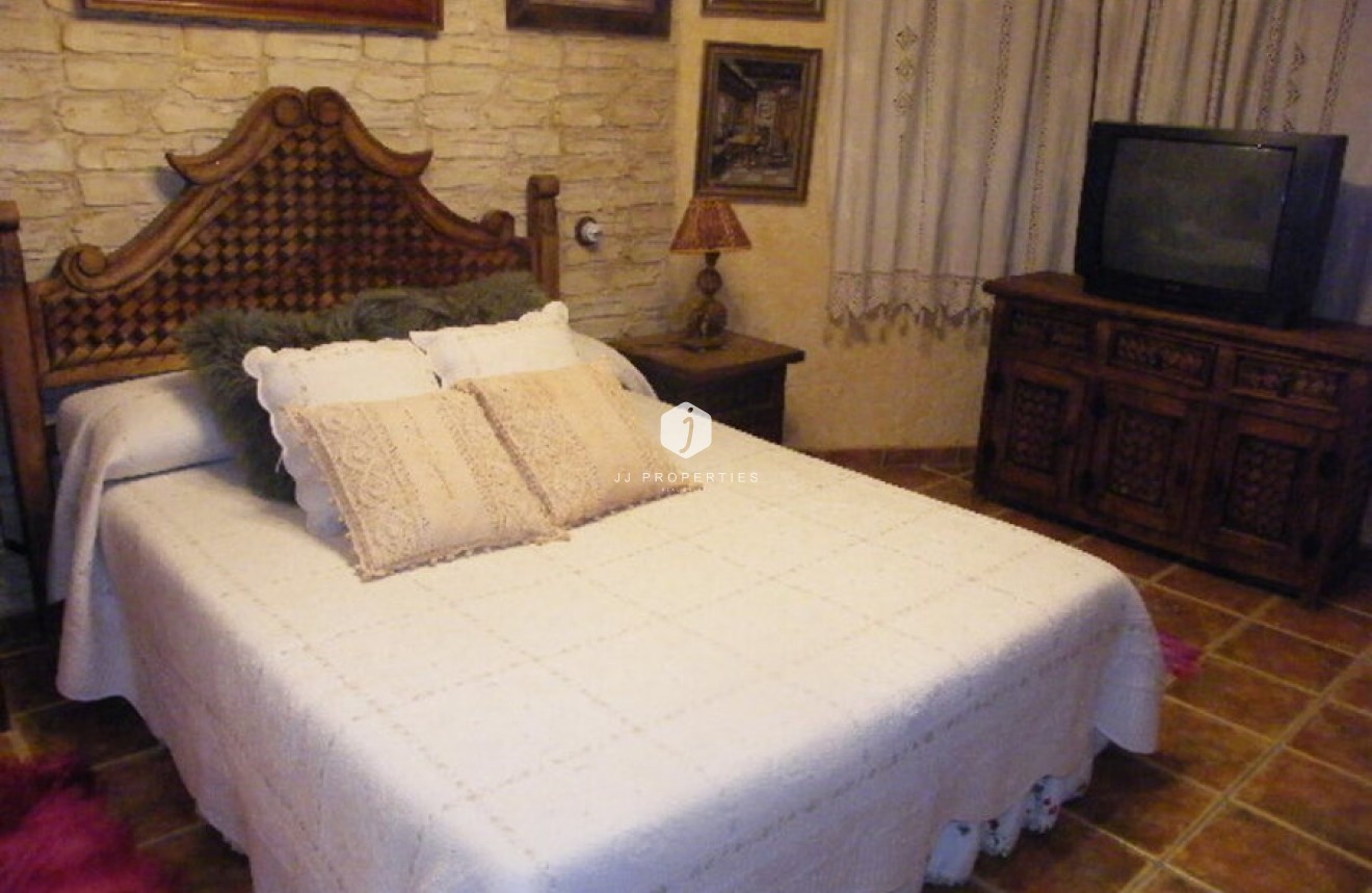 Tweedehands - Chalet -
Daya Nueva - Costa Blanca