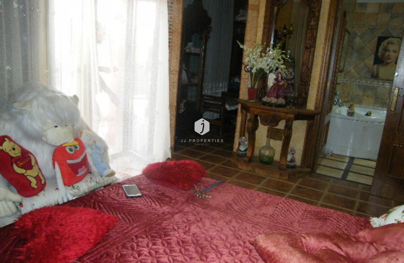 Tweedehands - Chalet -
Daya Nueva - Costa Blanca