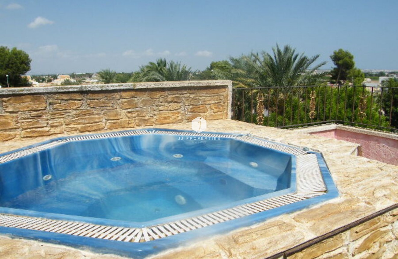 Tweedehands - Chalet -
Daya Nueva - Costa Blanca