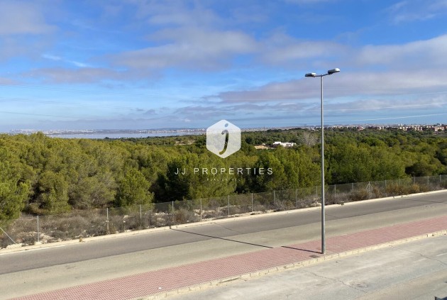 Tweedehands - Villa -
Orihuela Costa - PAU 26