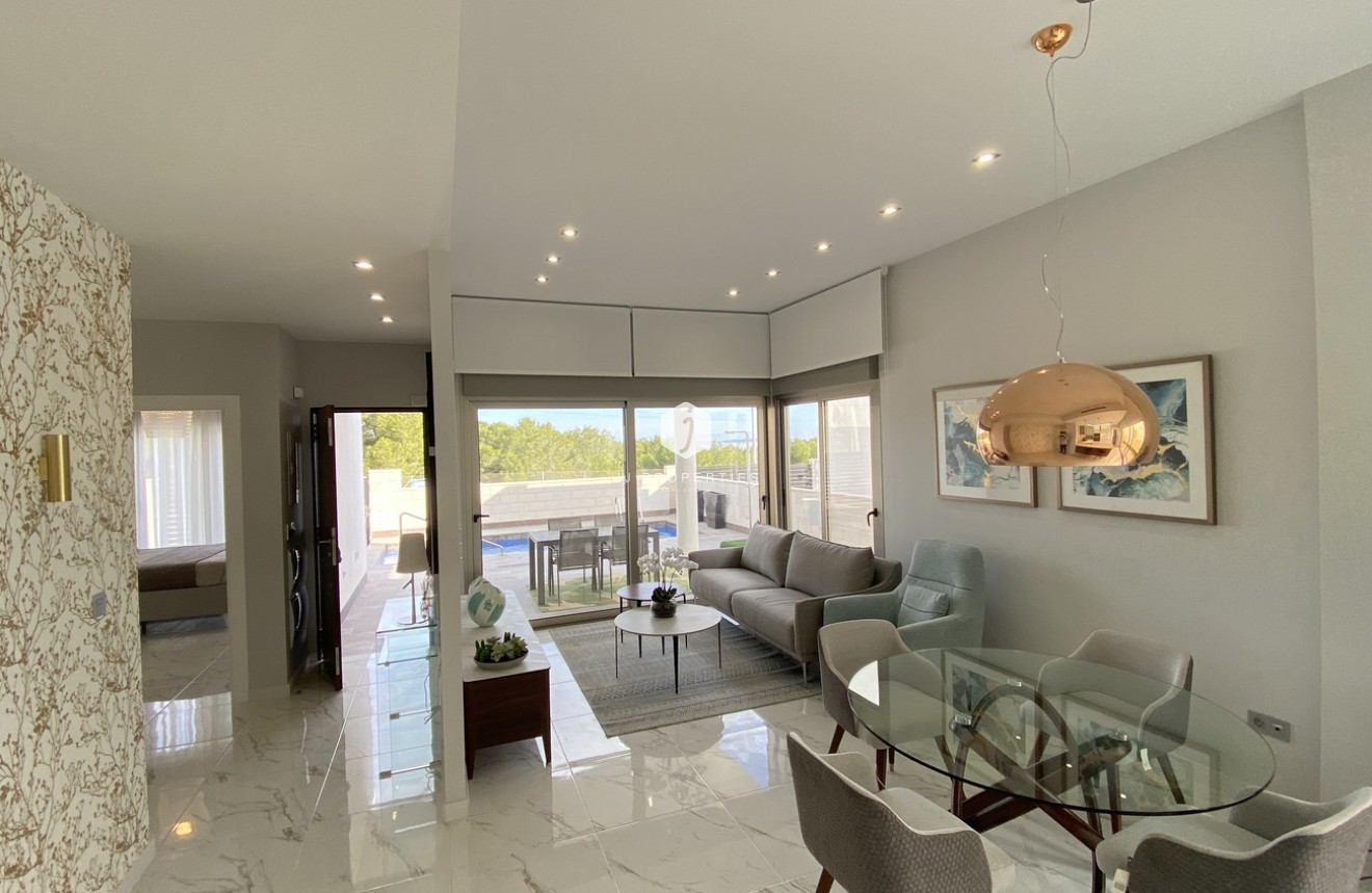 Tweedehands - Villa -
Orihuela Costa - PAU 26