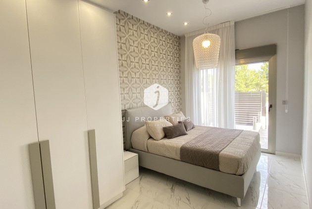 Tweedehands - Villa -
Orihuela Costa - PAU 26