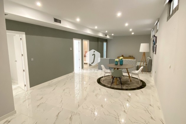 Tweedehands - Villa -
Orihuela Costa - PAU 26