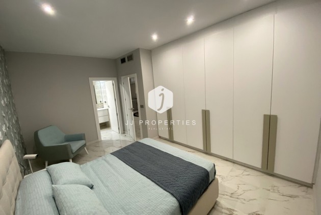 Tweedehands - Villa -
Orihuela Costa - PAU 26