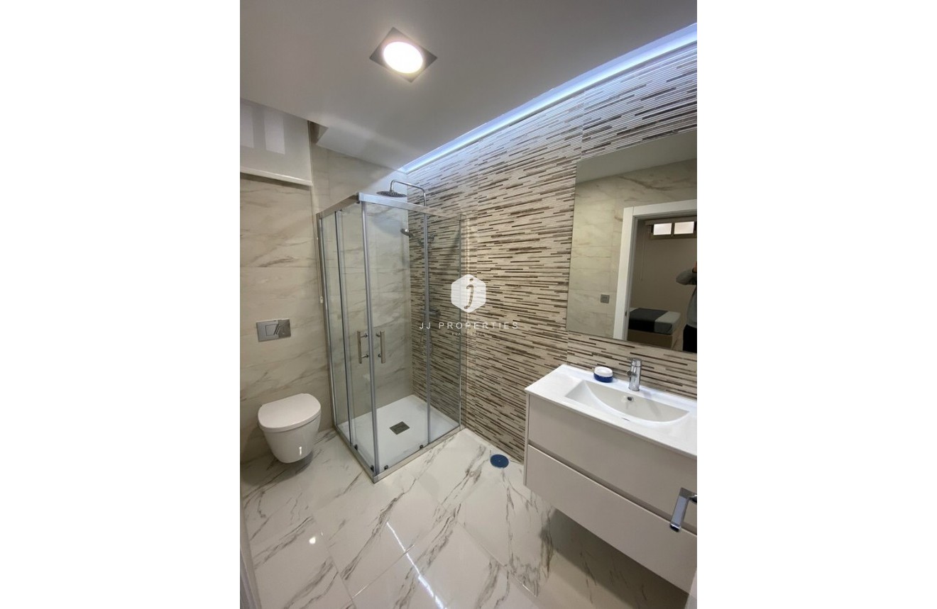 Tweedehands - Villa -
Orihuela Costa - PAU 26